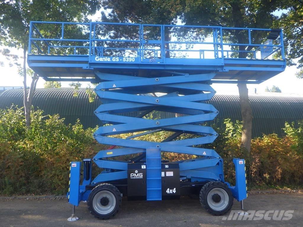 Genie GS5390RT Nožnicové zdvíhacie plošiny