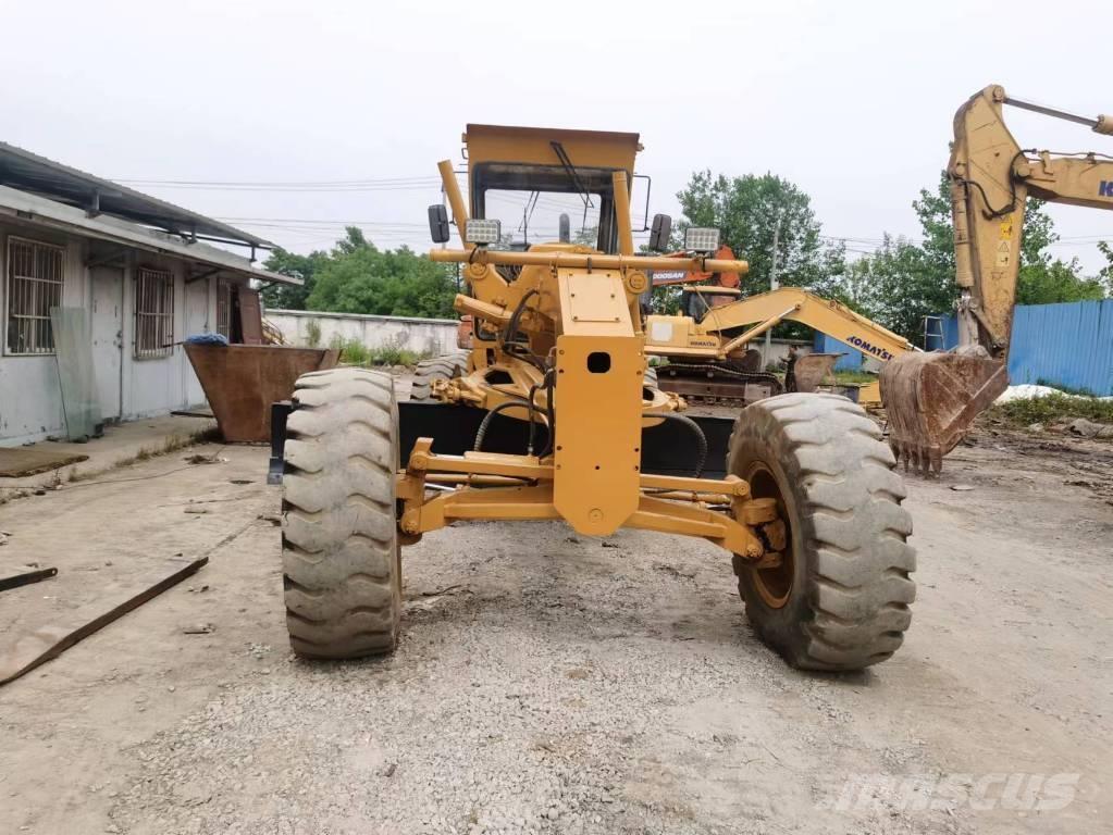 XCMG GR 180 Grejdery