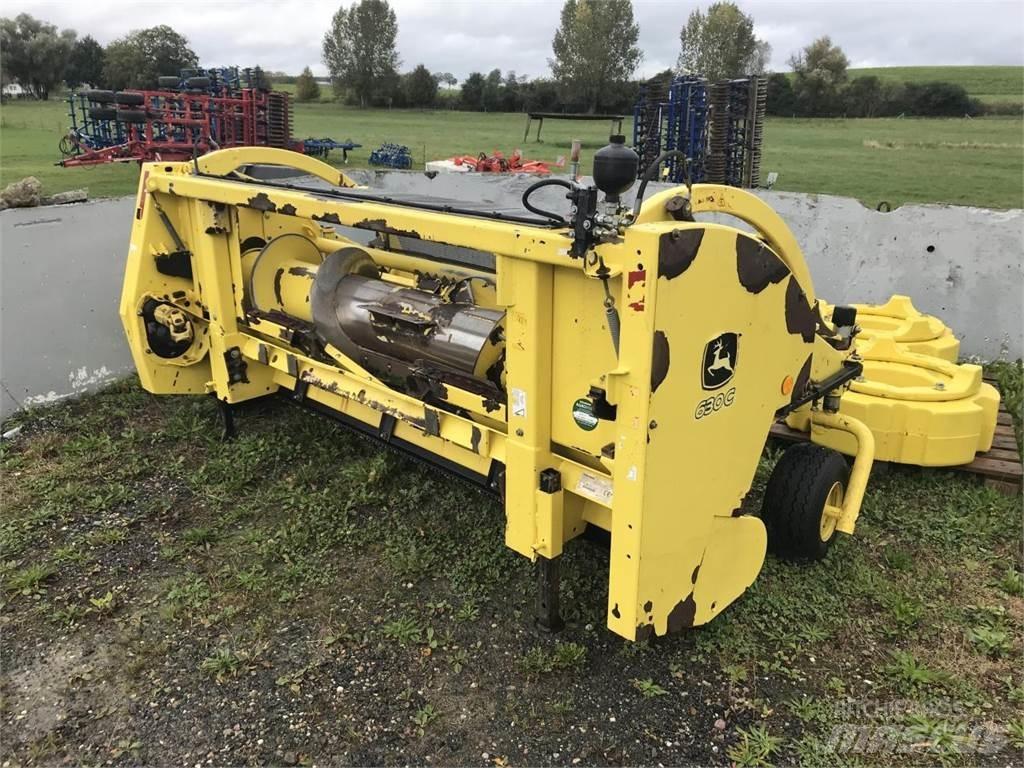 John Deere 7350 Samochodné kosačky