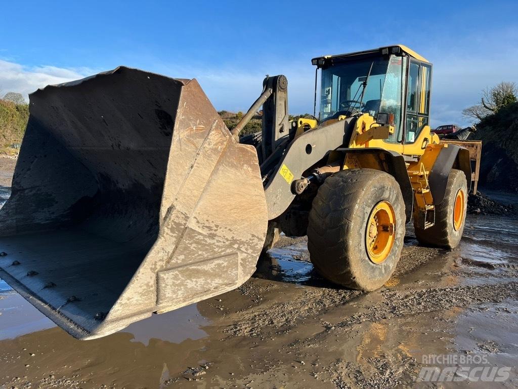 Volvo L 120 F Kolesové nakladače