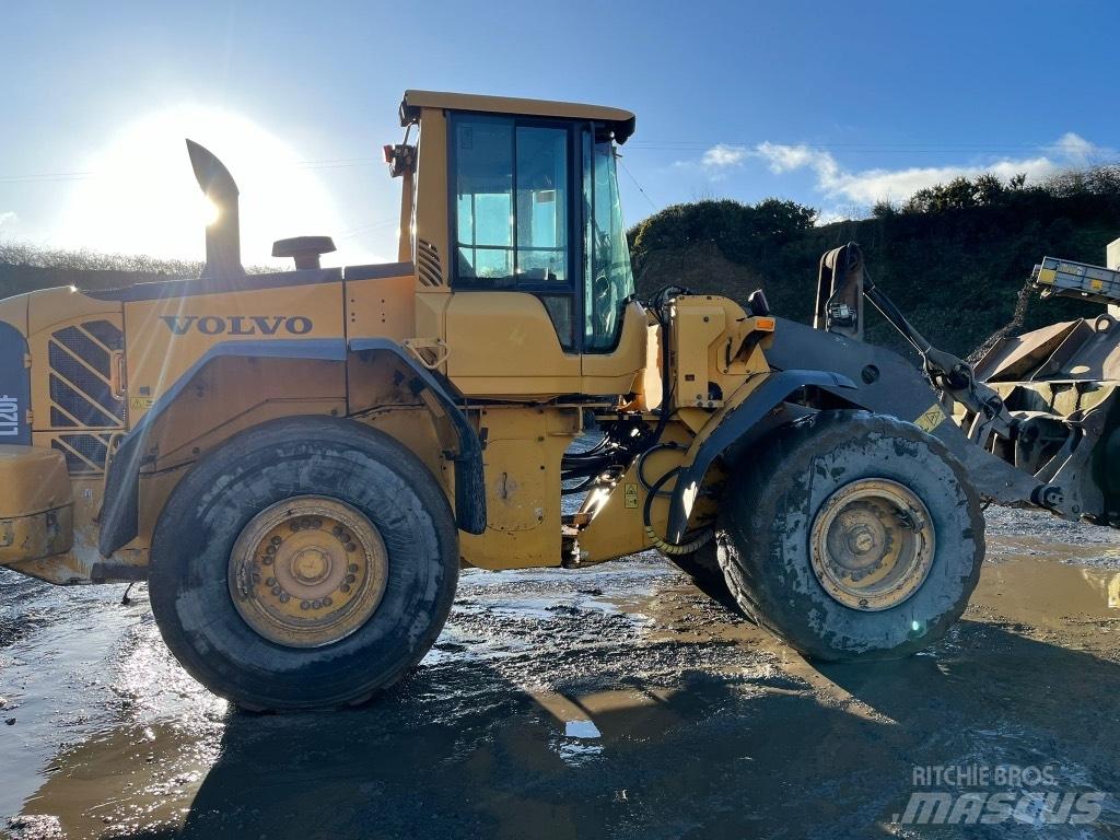 Volvo L 120 F Kolesové nakladače