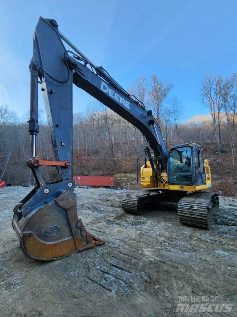 DEERE 245G LC Pásové rýpadlá