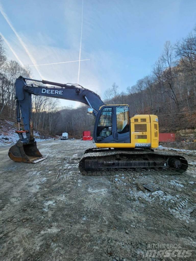 DEERE 245G LC Pásové rýpadlá