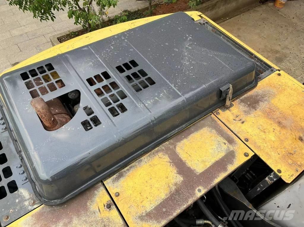 Sumitomo SH200Z3 Pásové rýpadlá