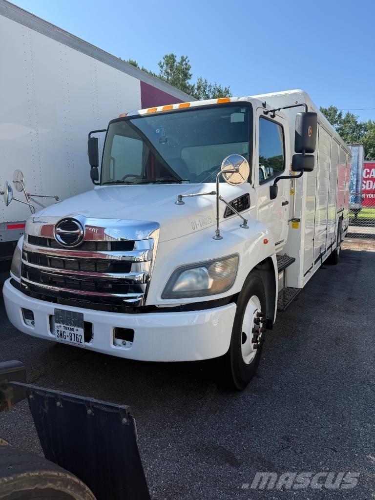 Hino 338 Vozidlá pre prepravu nápojov