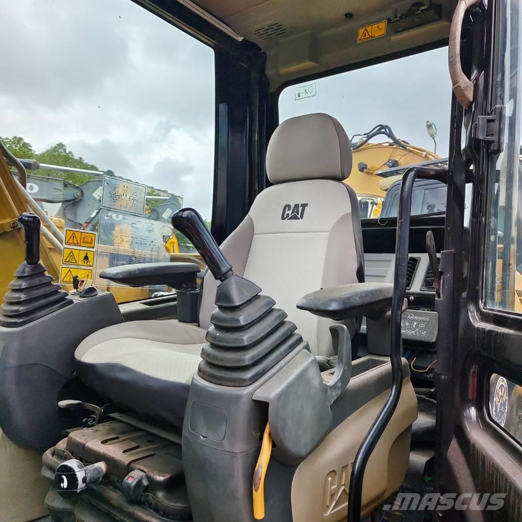 CAT 307 Pásové rýpadlá