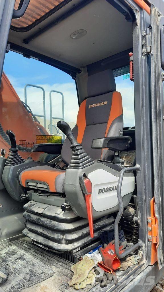 Doosan DX 255 LC-5 Pásové rýpadlá