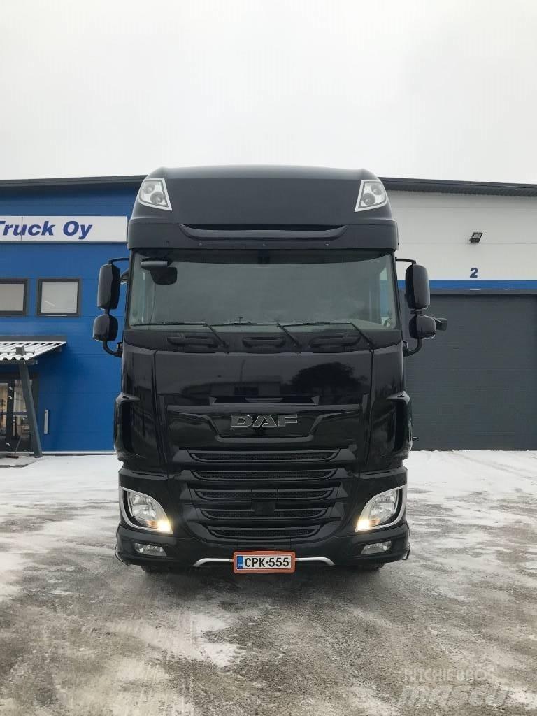 DAF XF530 FAS Hákový nosič kontajnerov