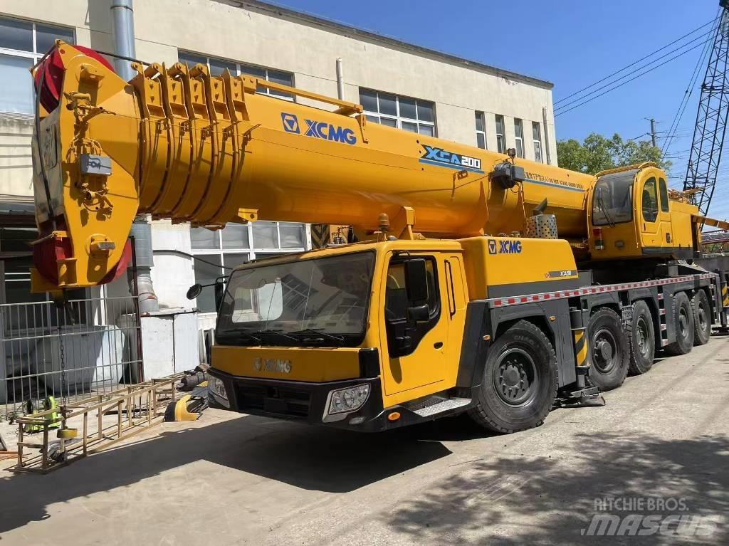 XCMG QY200K-II Univerzálne terénne žeriavy