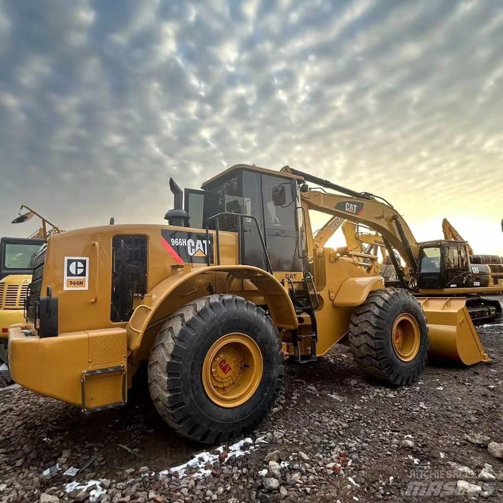 CAT 966 H Kolesové nakladače