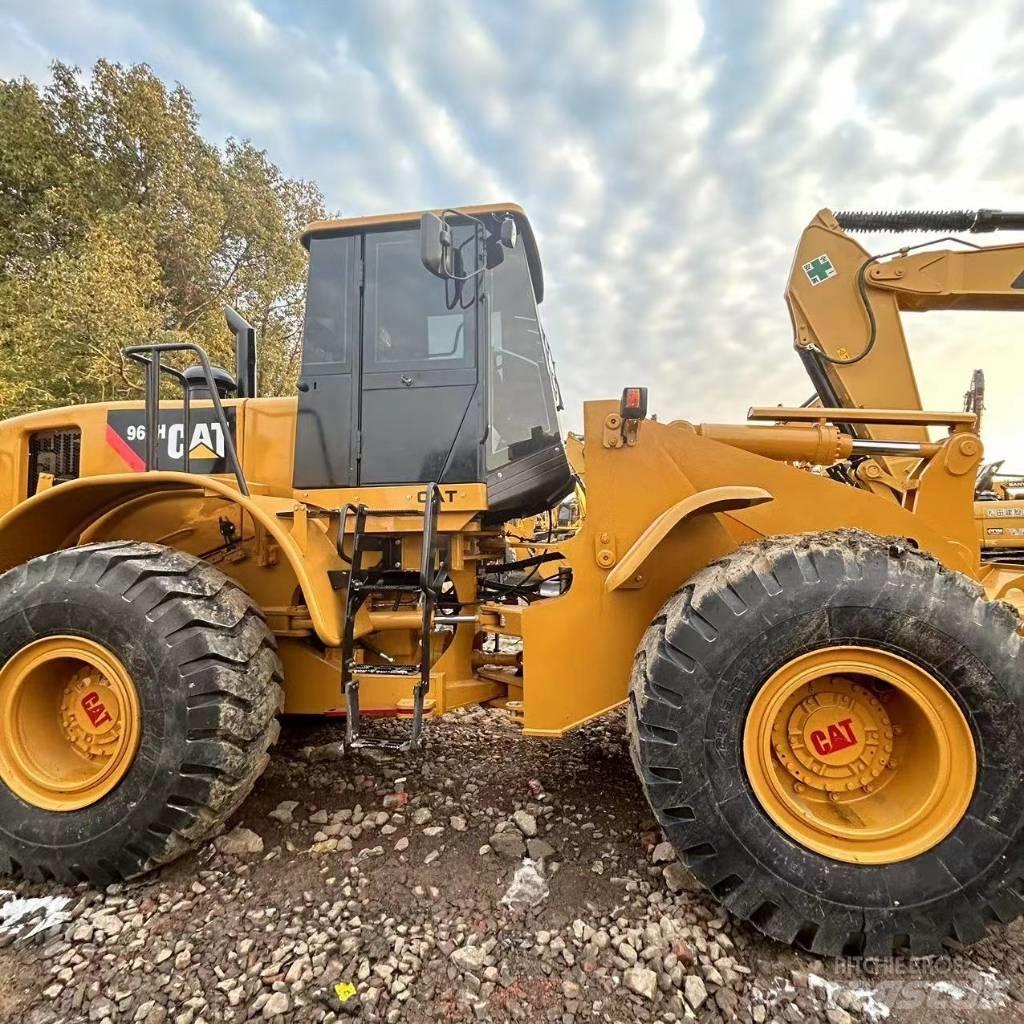 CAT 966 H Kolesové nakladače