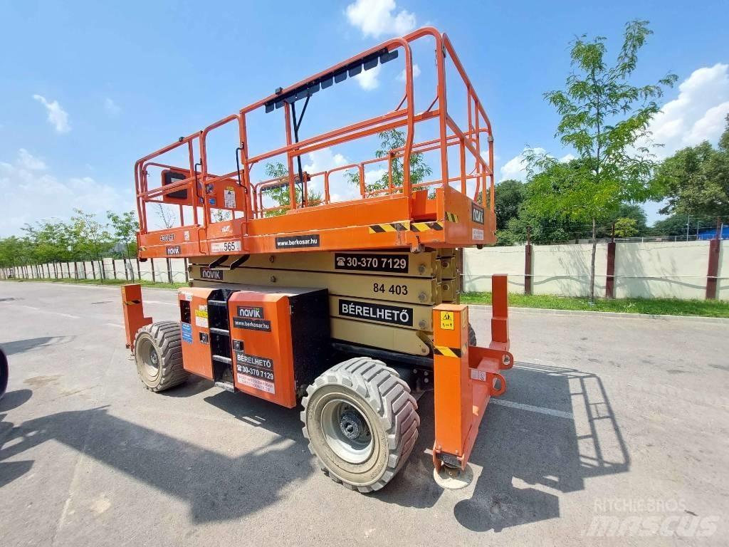 JLG 330 LRT Nožnicové zdvíhacie plošiny