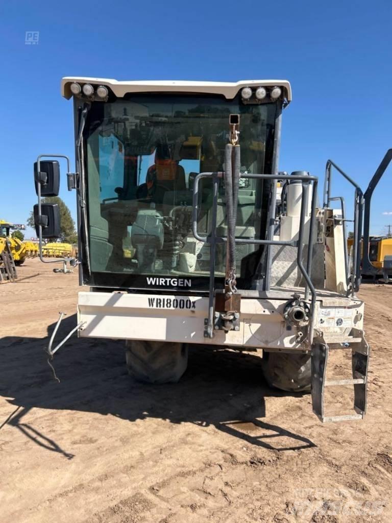Wirtgen WR200 Recyklovače asfaltu