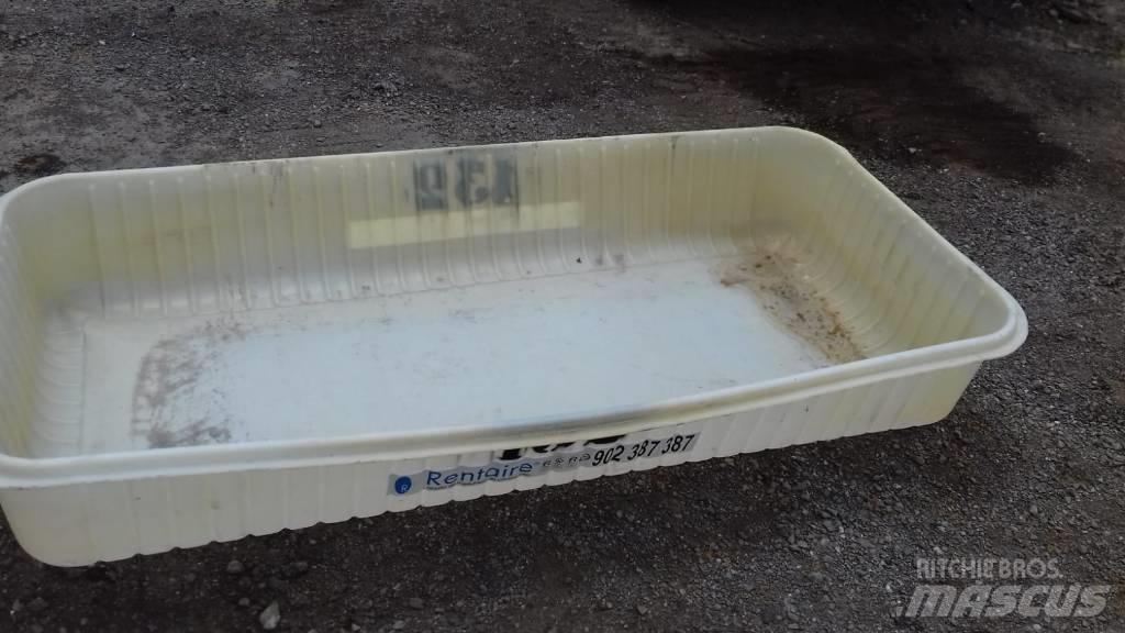  BANDEJA GASOIL Stavebníctvo - ostatné