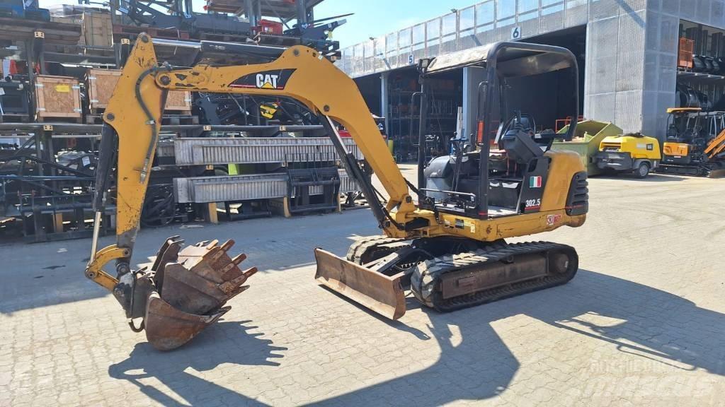 CAT 302.5 Mini rýpadlá < 7t