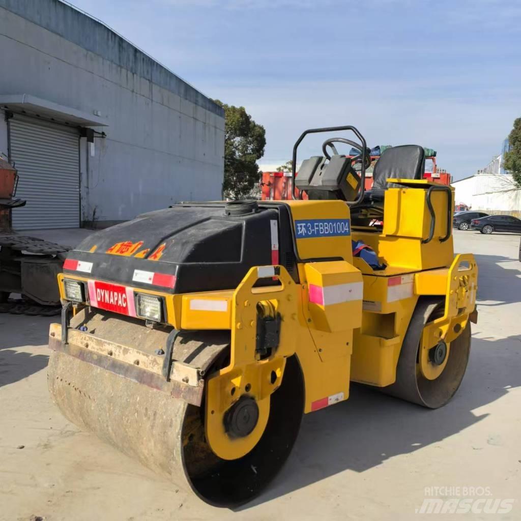 Dynapac CC 142 Tandemové valce