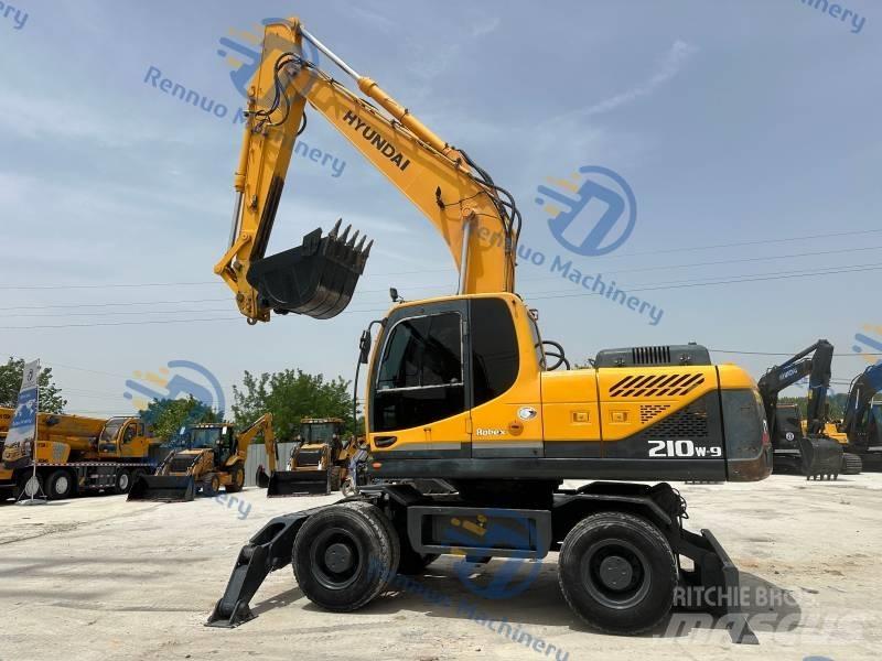 Hyundai R210W-9 Kolesové rýpadlá