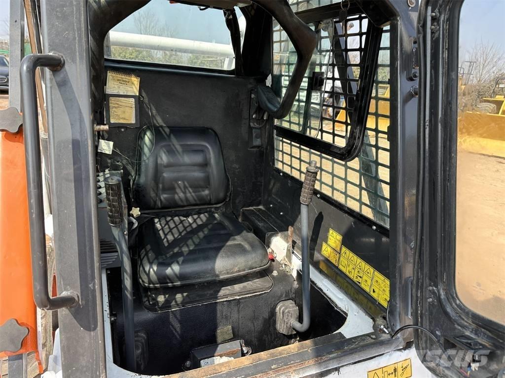 Bobcat S 18 Šmykom riadené nakladače