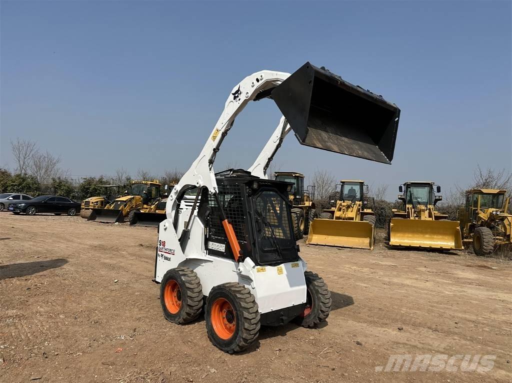Bobcat S 18 Šmykom riadené nakladače