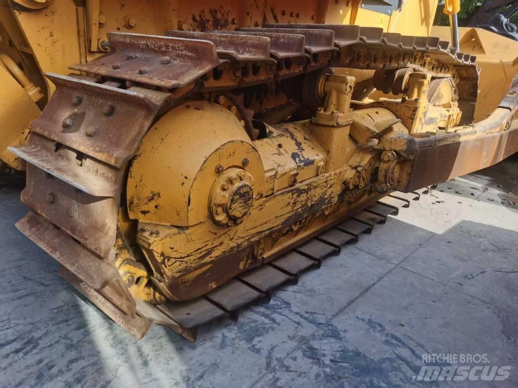 Shantui SD 23 Pásové dozéry