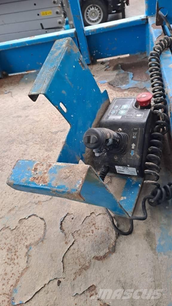 Genie GS 2646 Nožnicové zdvíhacie plošiny