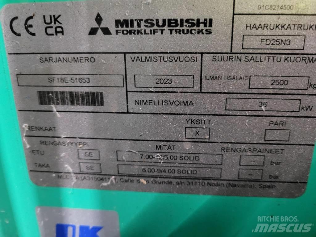Mitsubishi FD25N3 Dieselové vozíky