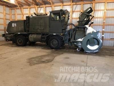Oshkosh H2218 Stavebníctvo - ostatné