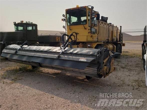 Oshkosh HB2718 Stavebníctvo - ostatné