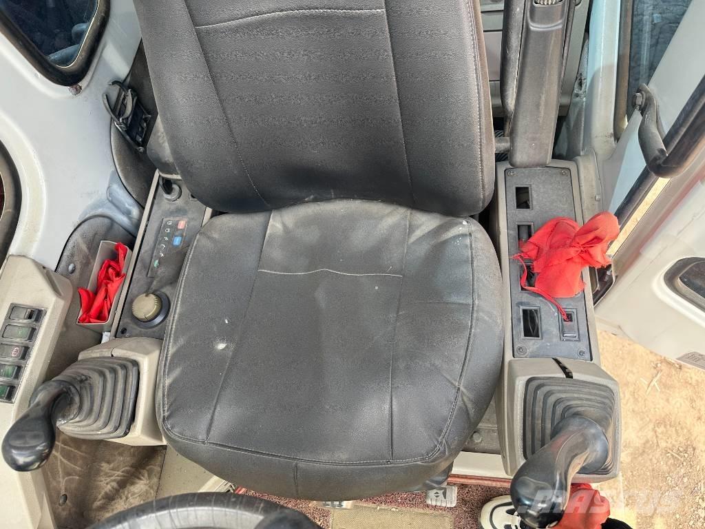 Doosan DH 150 W-7 Kolesové rýpadlá