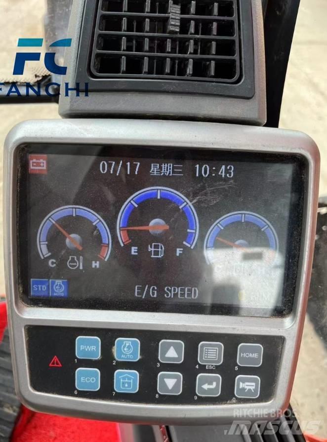 Doosan DX 225 LCA Pásové rýpadlá