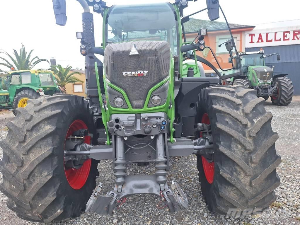 Fendt 718 Traktory