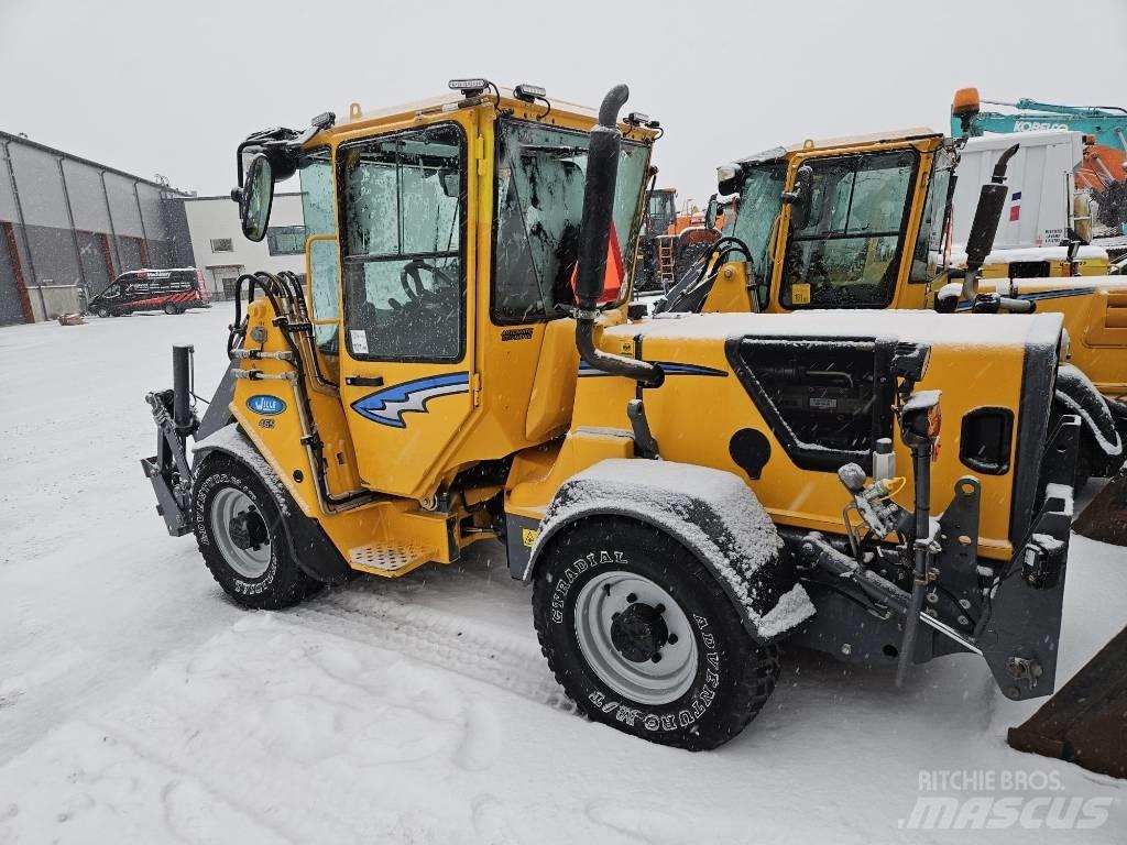 Wille 465 Kompaktné traktory
