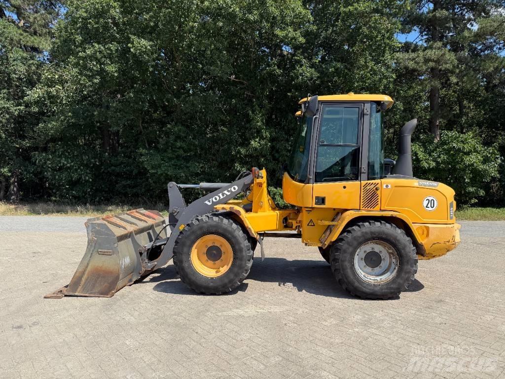 Volvo L 35 G Kolesové nakladače