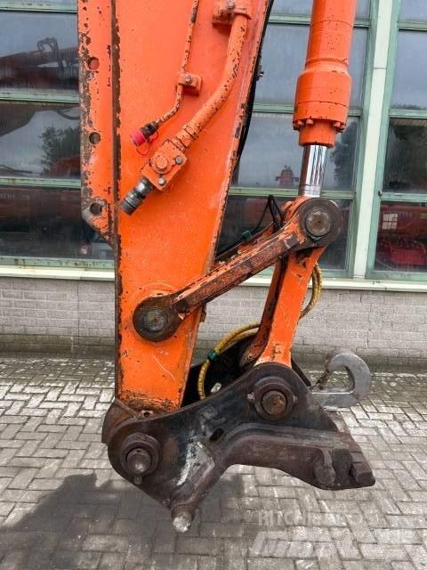 Hitachi ZX 210 LC-3 Pásové rýpadlá