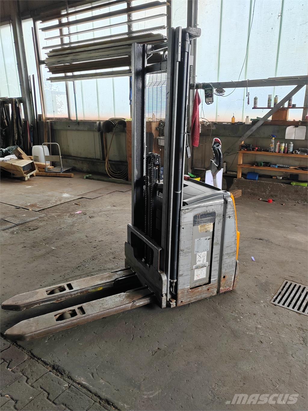 Still EXV14 Samohybné vozíky