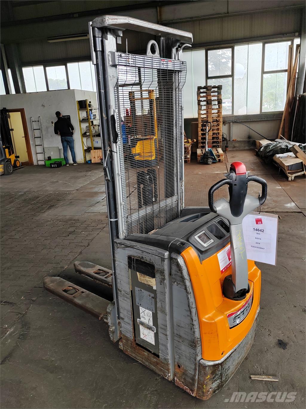 Still EXV14 Samohybné vozíky