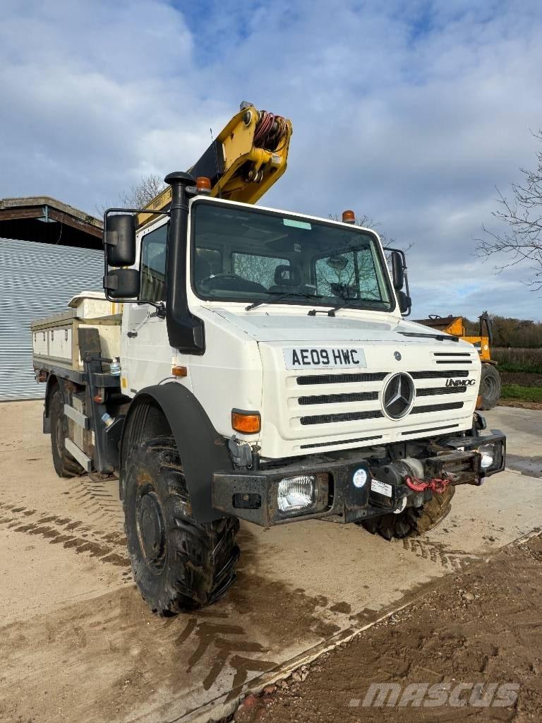 Mercedes-Benz unimog Autoplošiny