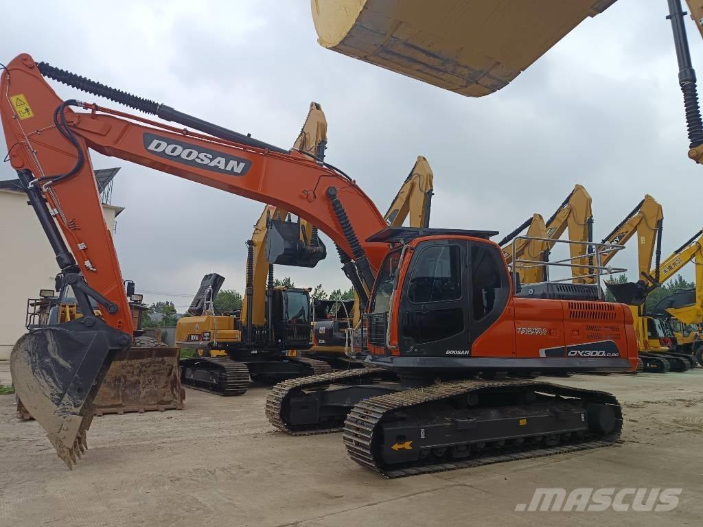 Doosan DX 300 LC Pásové rýpadlá