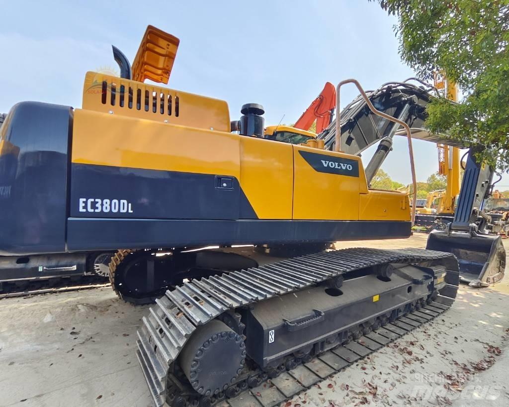 Volvo EC 380 D L Pásové rýpadlá