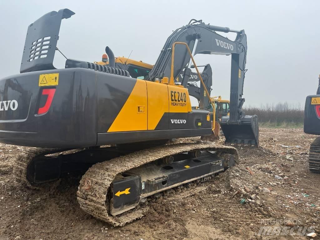 Volvo EC240BLC Pásové rýpadlá
