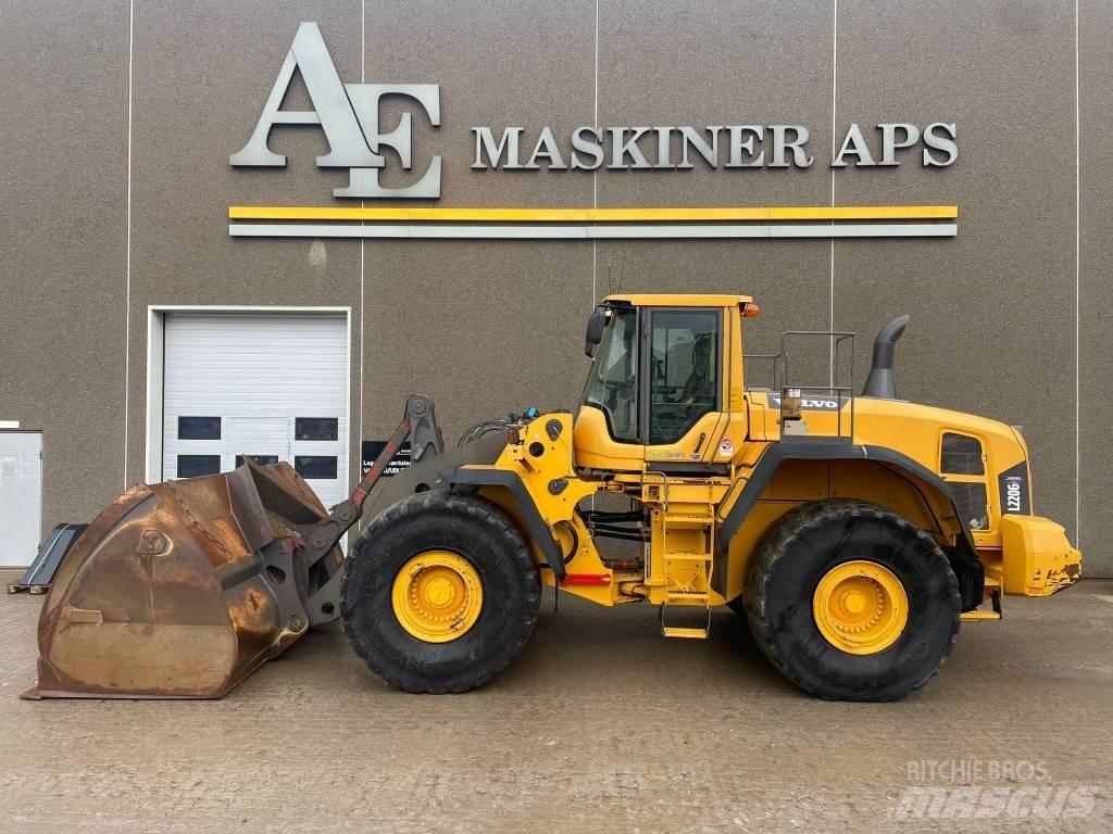 Volvo L220G Kolesové nakladače