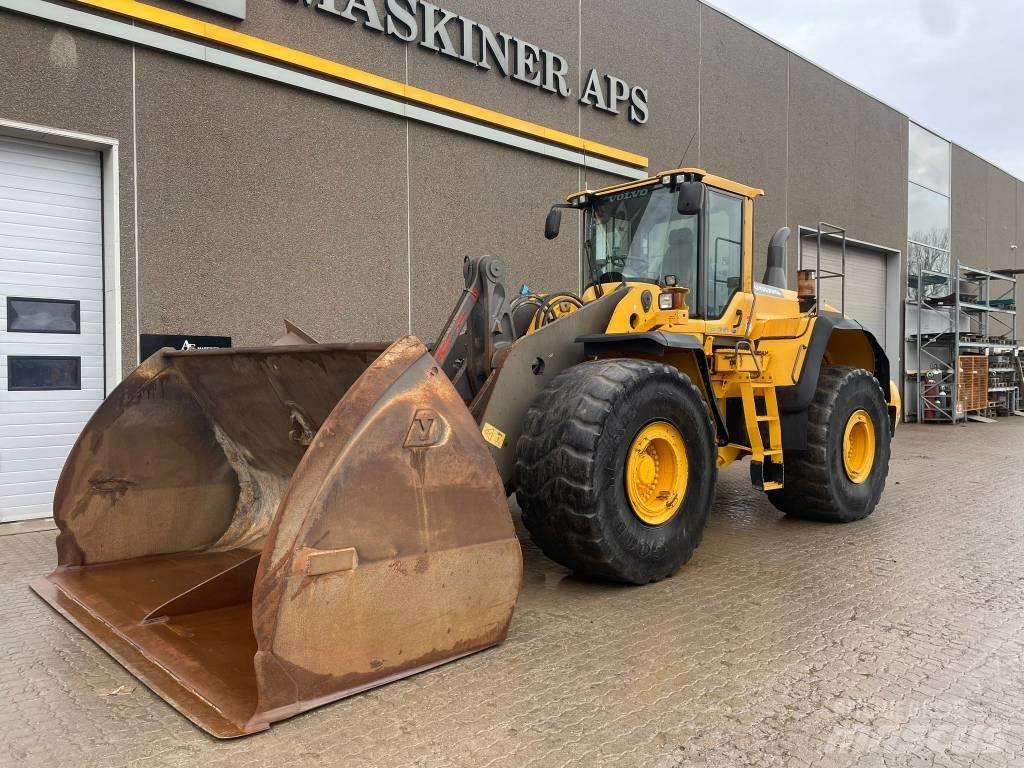 Volvo L220G Kolesové nakladače