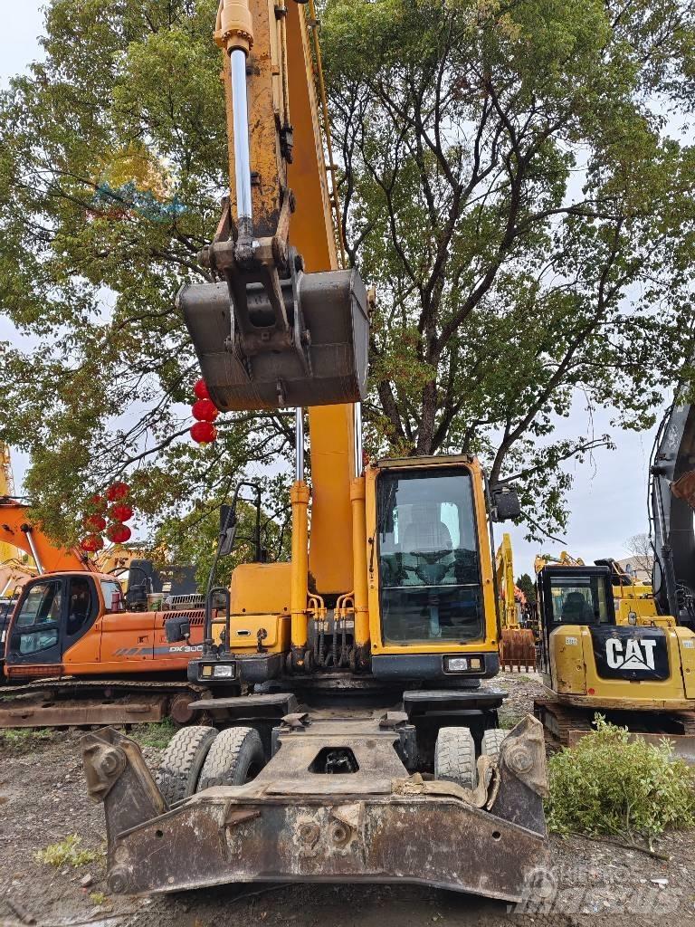 Hyundai R210W-9 Kolesové rýpadlá