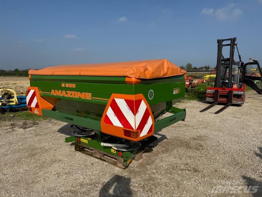 Amazone ZA-M 1500 Rozmetadlá priemyselných hnojív