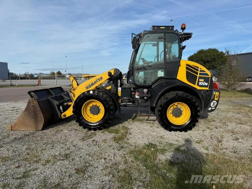 Komatsu WA100 M-7 Kolesové nakladače