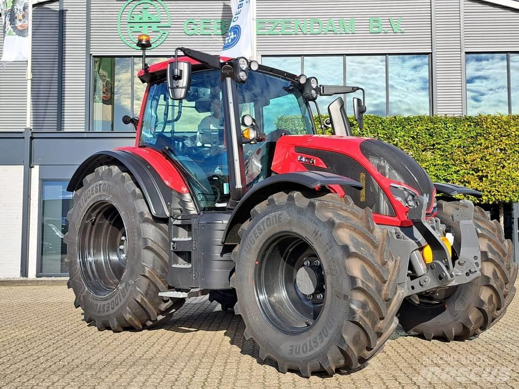 Valtra N175D Traktory