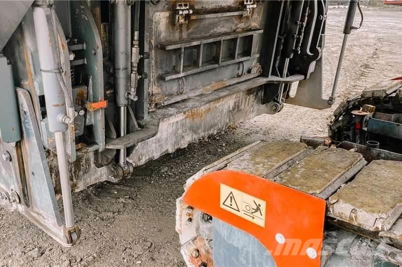 Wirtgen W220 Ďalšie nákladné vozidlá