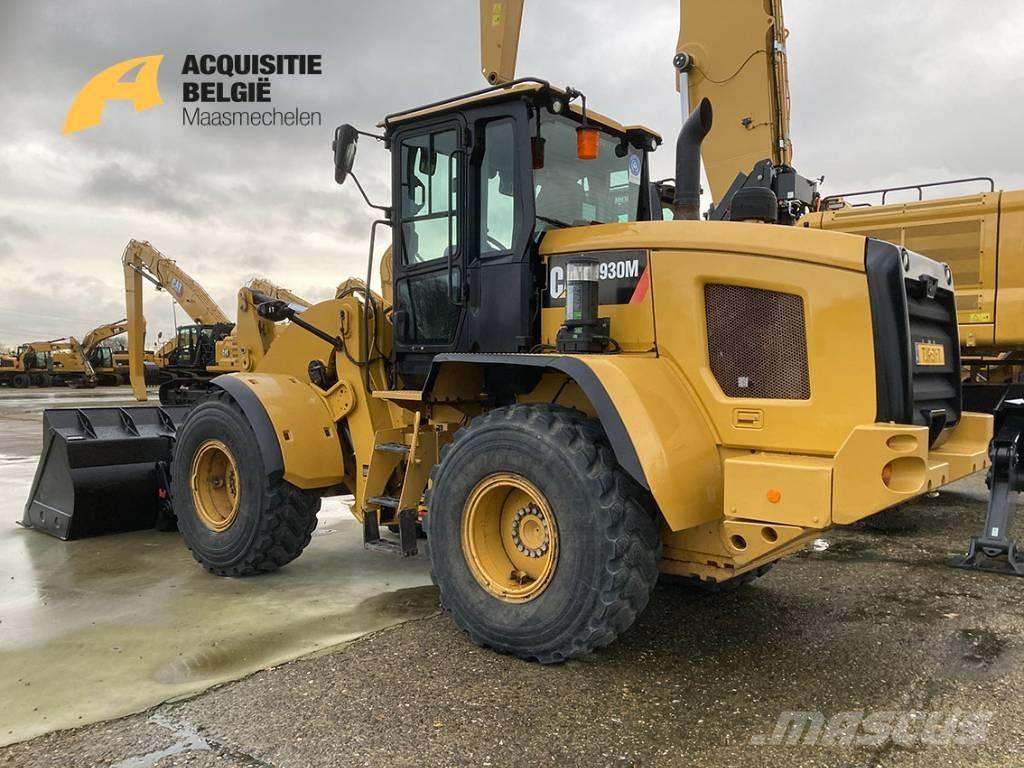 CAT 930M Kolesové nakladače