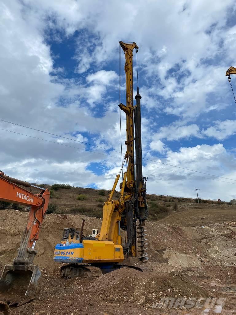 Bauer BG 24 H Veľké vŕtacie stroje