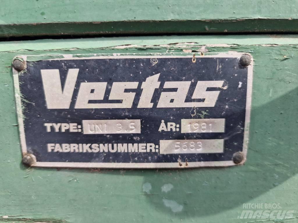 Vestas Uni 3.5 Rozmetadlá maštaľného hnoja